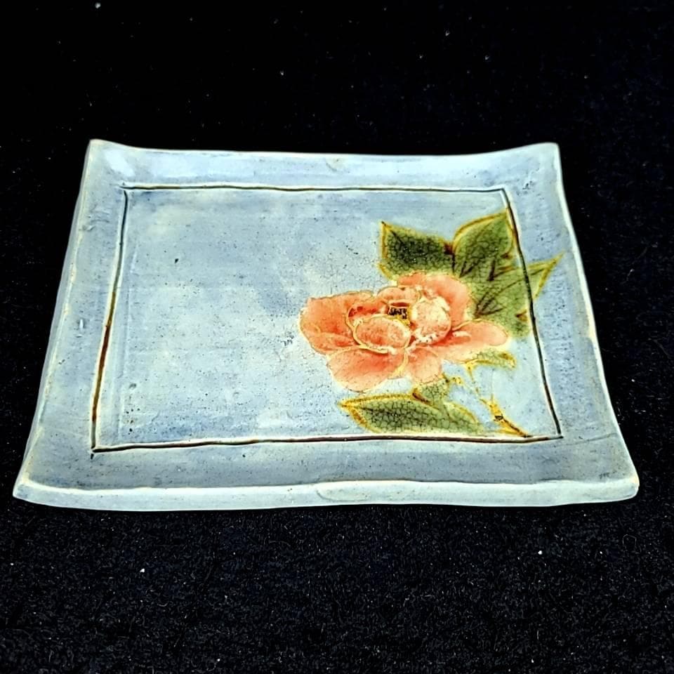 ●美品♪陶あん　色絵付け　平皿　　椿　　バラ　南天　3枚セット