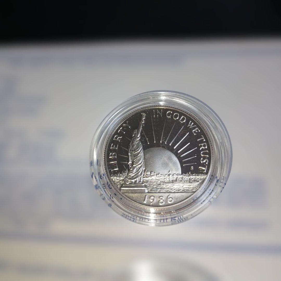 の*と様 1986年 アメリカリバティ銀貨2枚セット