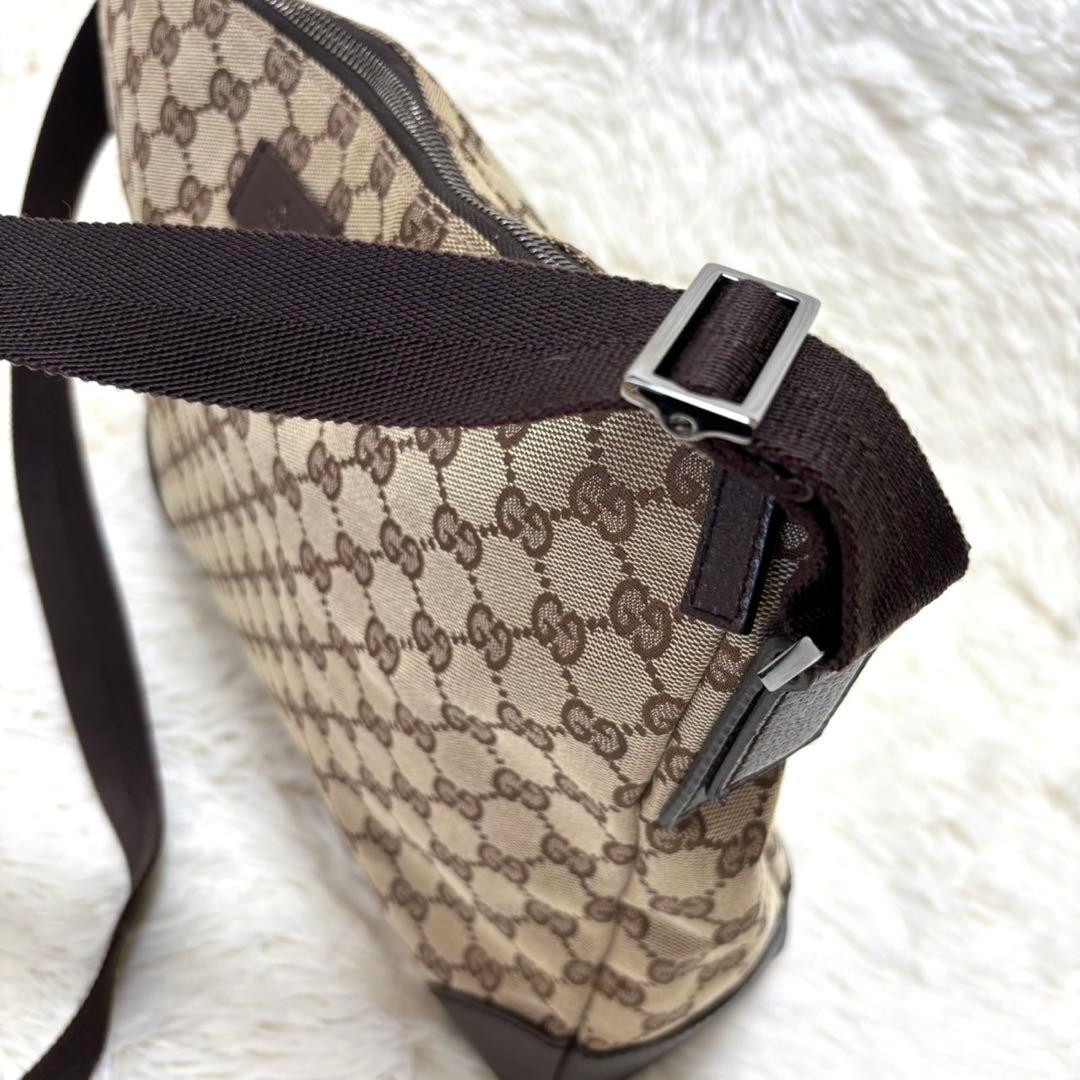 ね*迎様 【極美品】グッチ ショルダーバッグ GGスプリーム 斜め掛け A4 ロ