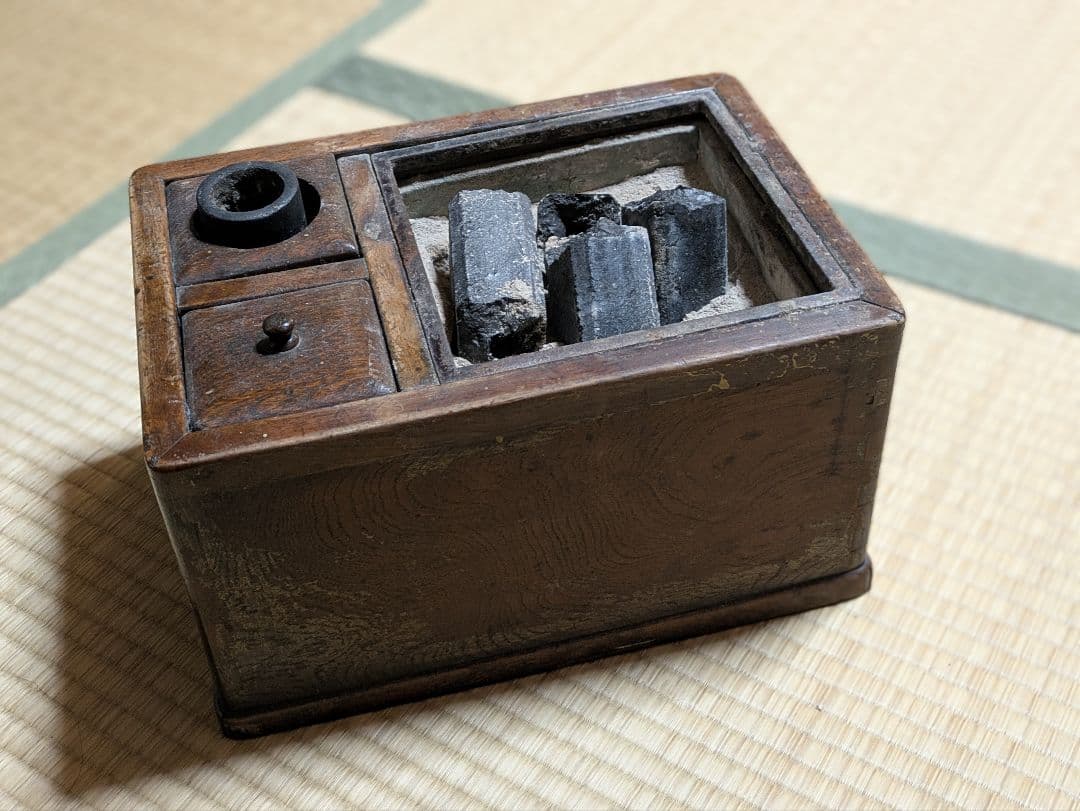 豆火鉢　手炙り火鉢