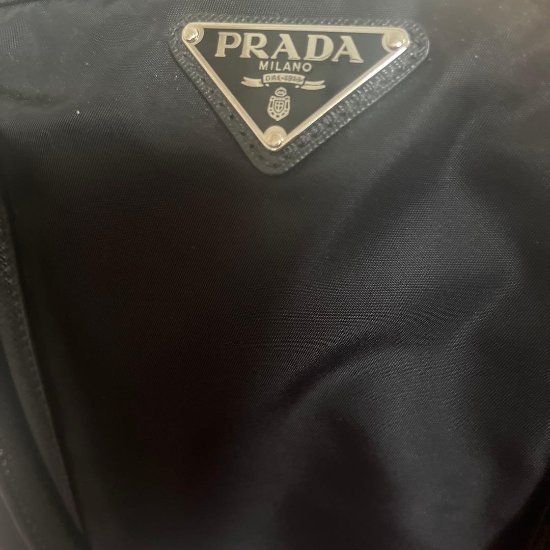 プラダ　バッグ　正規品　サフィアーノ　トートA4　まち付き
