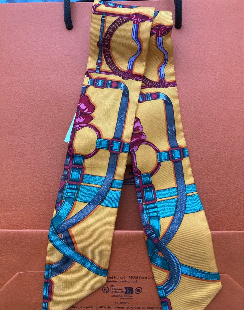 【新品未使用】HERMES エルメス　ツイリー　グランマネージュ