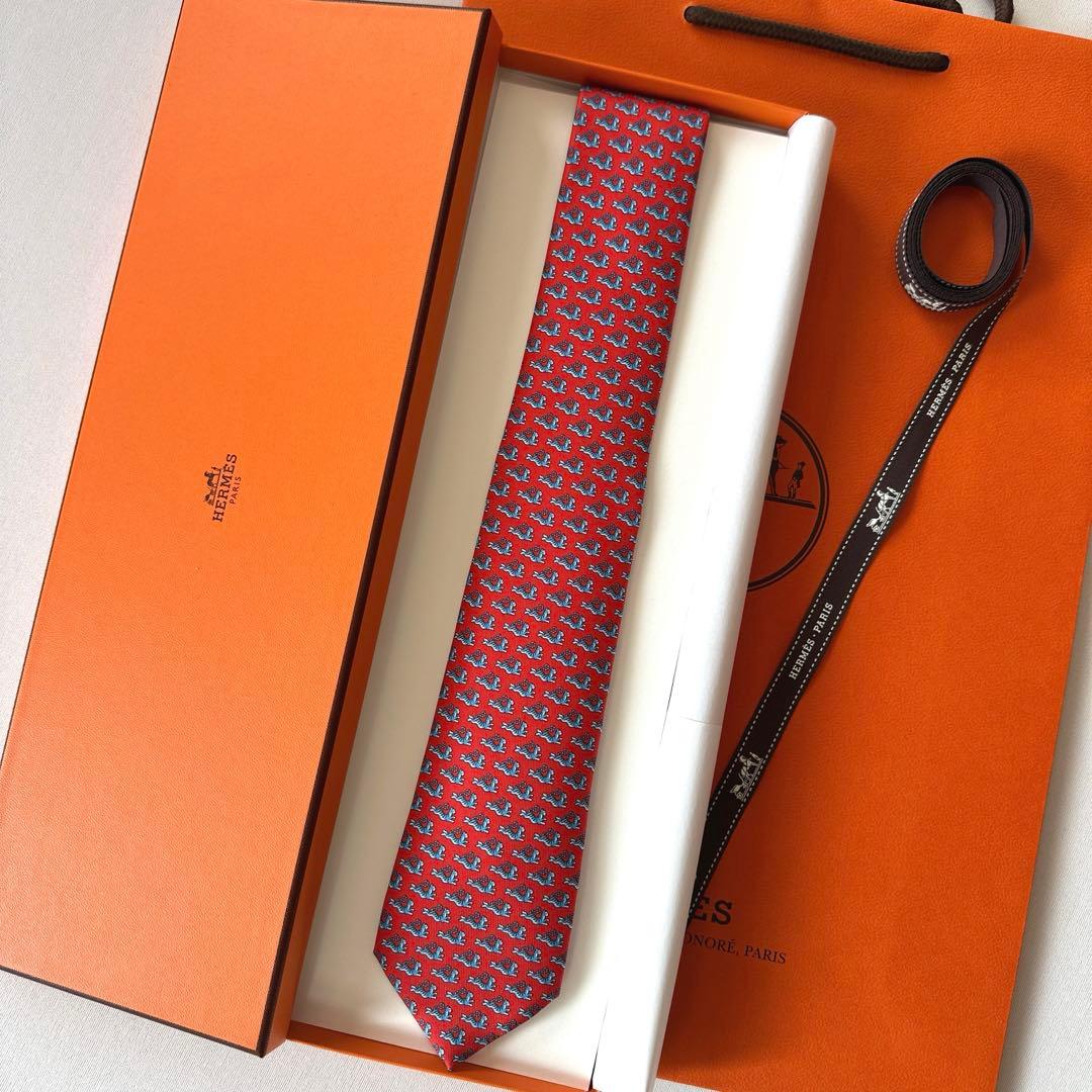 専用です。　　エルメス ネクタイ《ハッピー・タイガー》新品 未使用