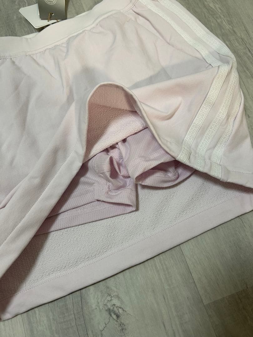 処分セール中！新品　S アディダスゴルフ　スリーストライプス ストレッチスカート