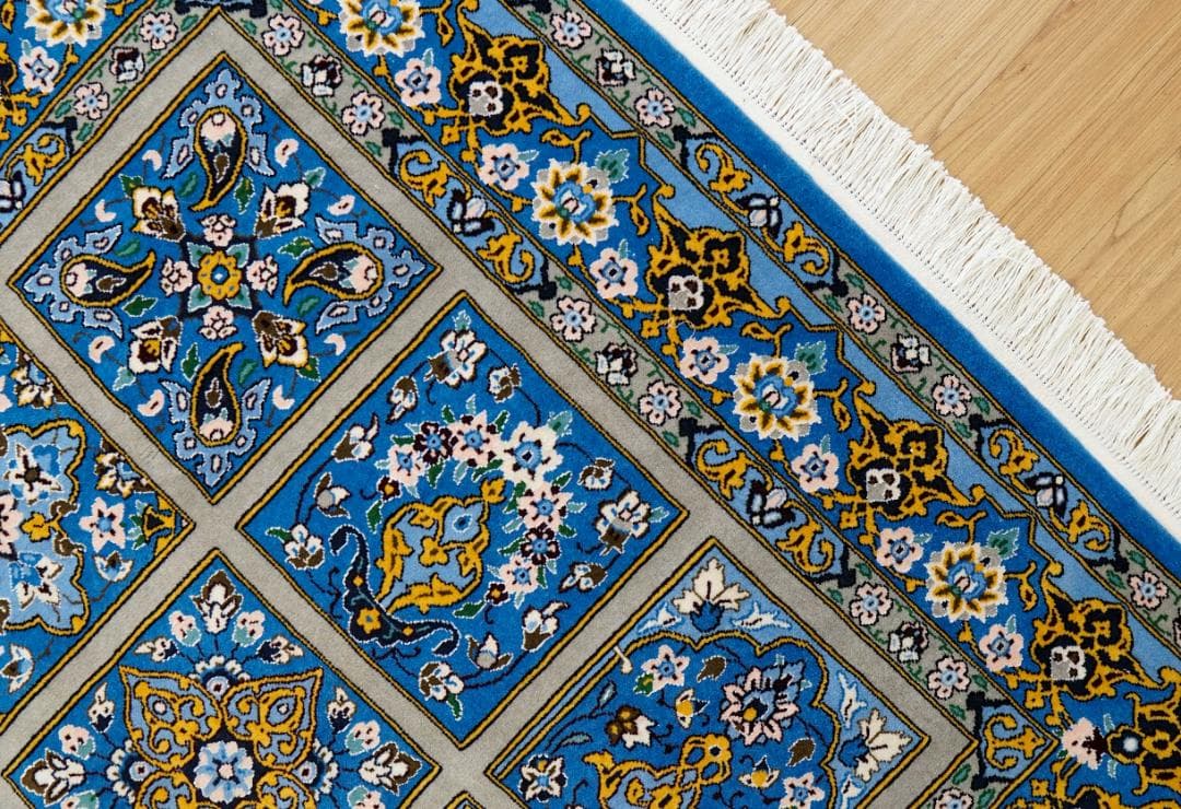 手織り ペルシャ絨毯 ナイン産 194×140cm