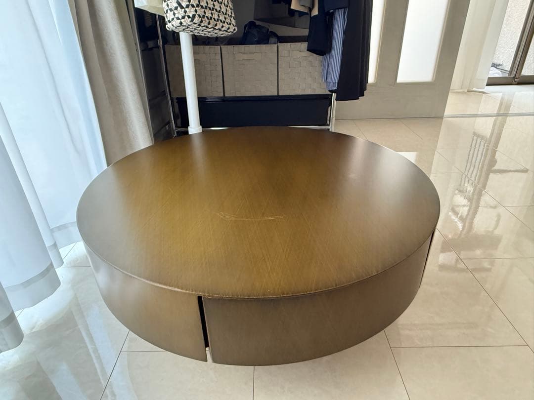 INDOORPLUS ローテーブル　イタリア