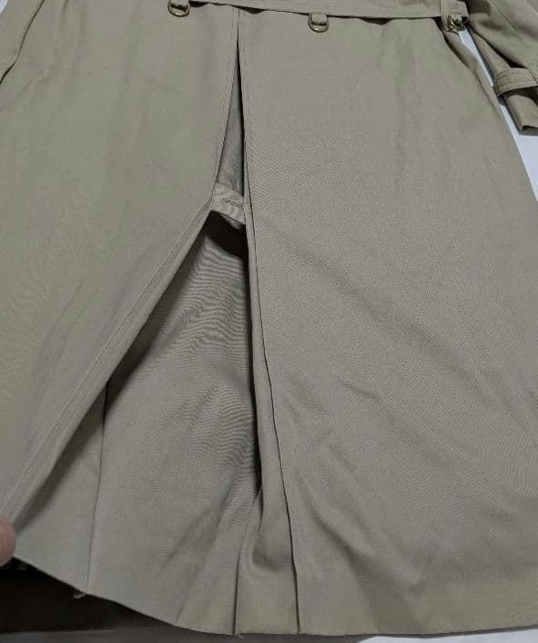 英国王室御用達　英国製　Aquascutum　トレンチコート ロング丈