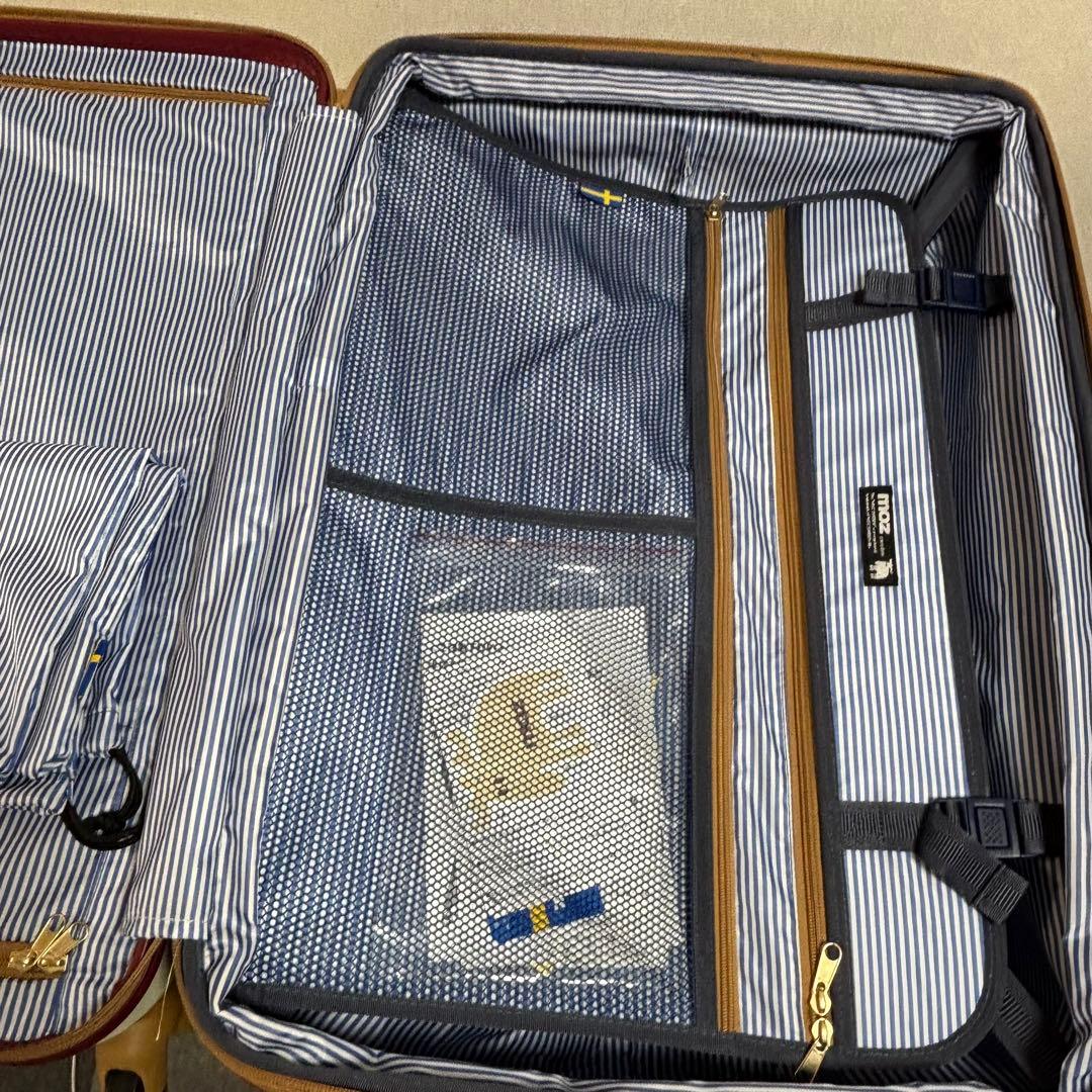 moz(モズ)キャリーケース　スーツケース 北欧　69-76L ファミリー