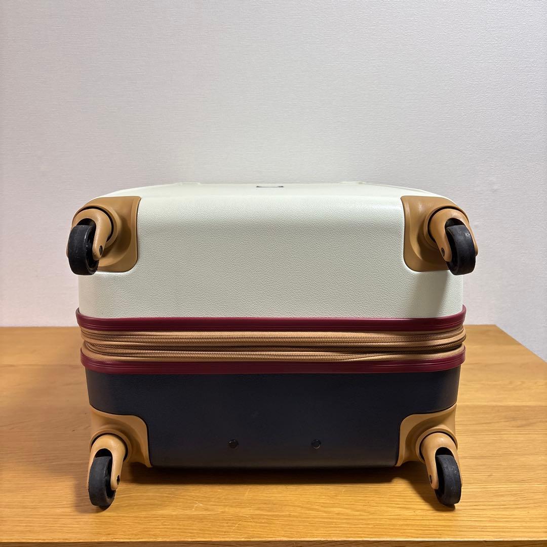 moz(モズ)キャリーケース　スーツケース 北欧　69-76L ファミリー