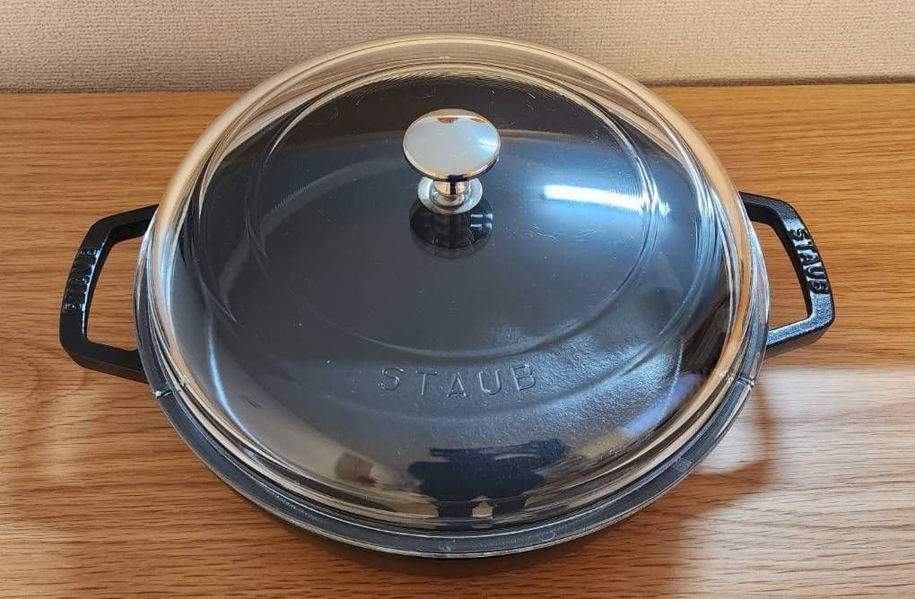 staub 両手フライパン ブラック 26cm IH対応 蓋付き ※箱なし