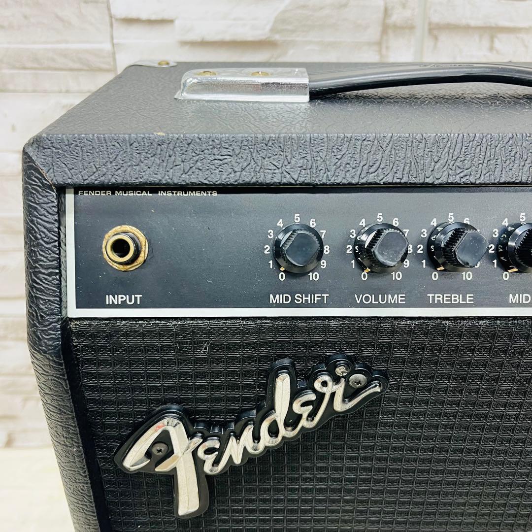Fender フェンダー ベースアンプ Bassman 15 BM-15