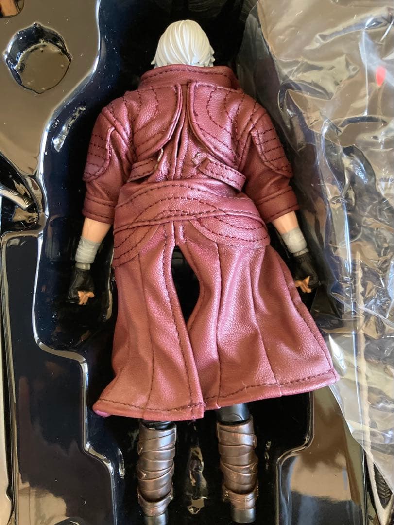 千値練　デビルメイクライ 5 ダンテ DELUXE EDITION