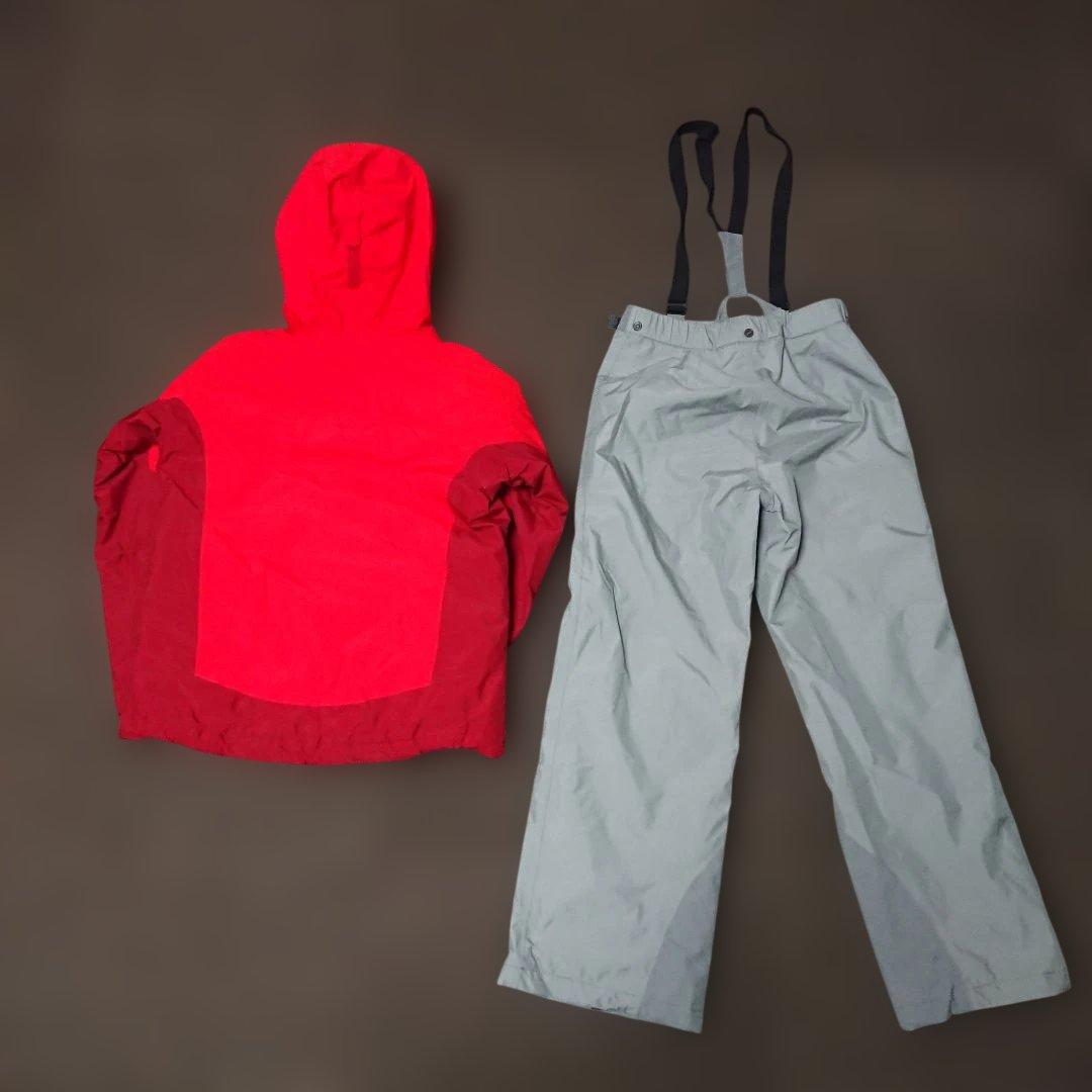 送料無料【mont-bell】定価26000円 スキーウェア上下まとめ 150