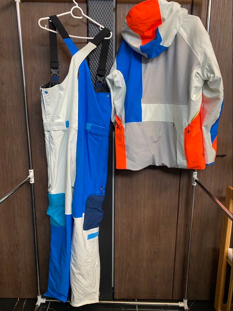 オンヨネ　スキーウエア　即購入可！早い者勝ち