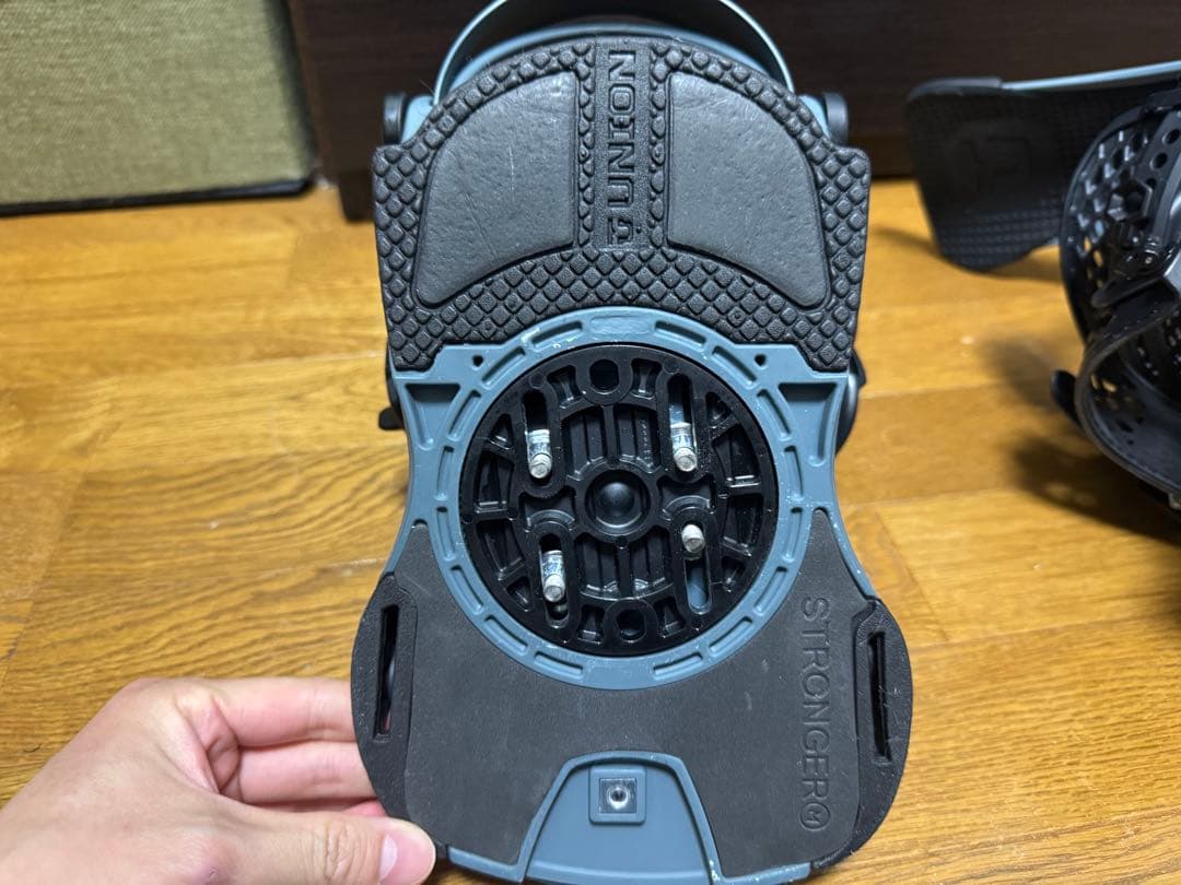 ユニオン　フォース　Mサイズ　22-23