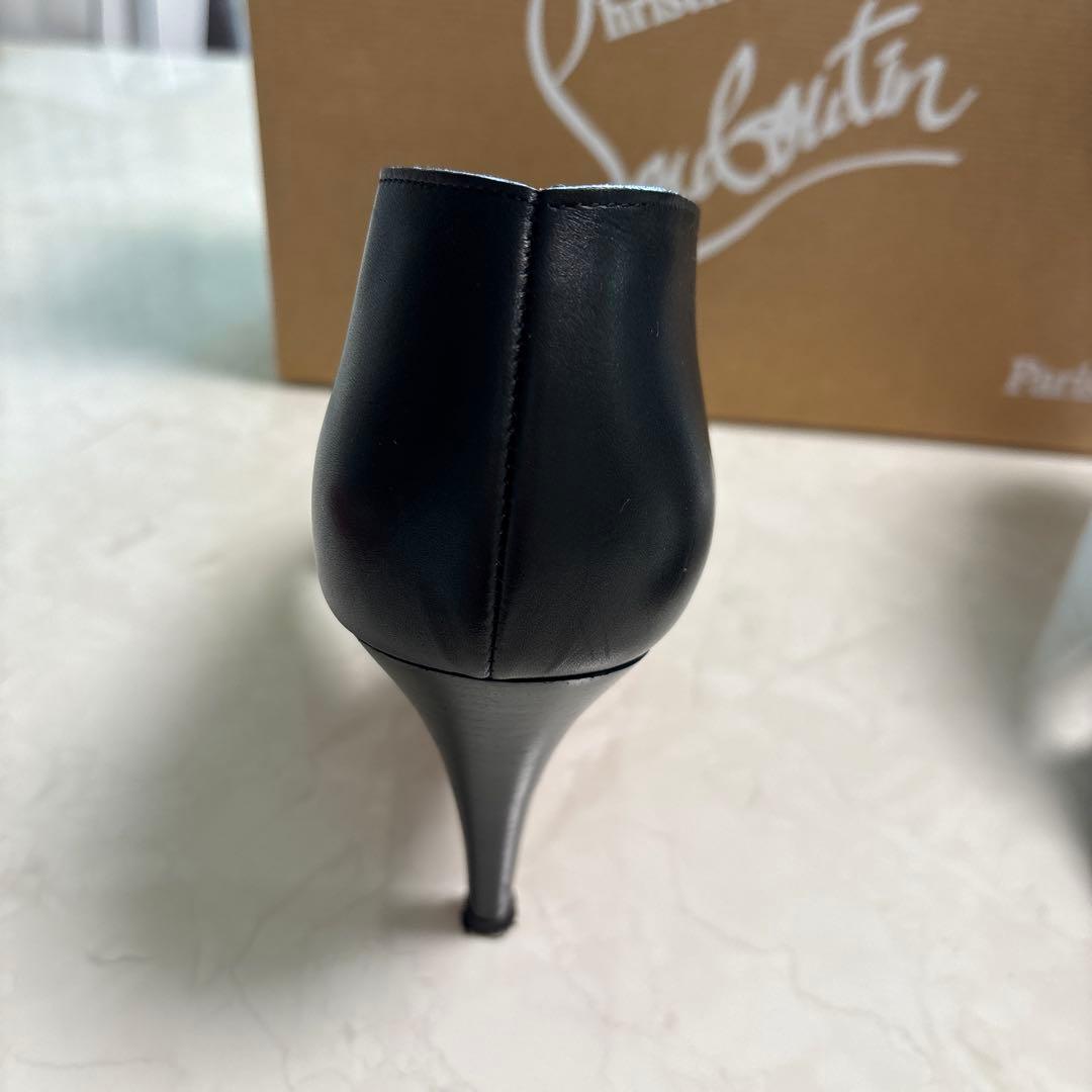 Christian Louboutin ブラックオープントゥヒール　39 1/2