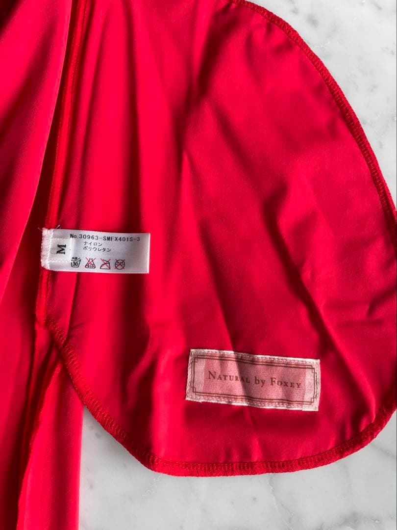 新品未使用　フォクシー　ナチュラルバイフォクシー　水着　スイムウェア　M