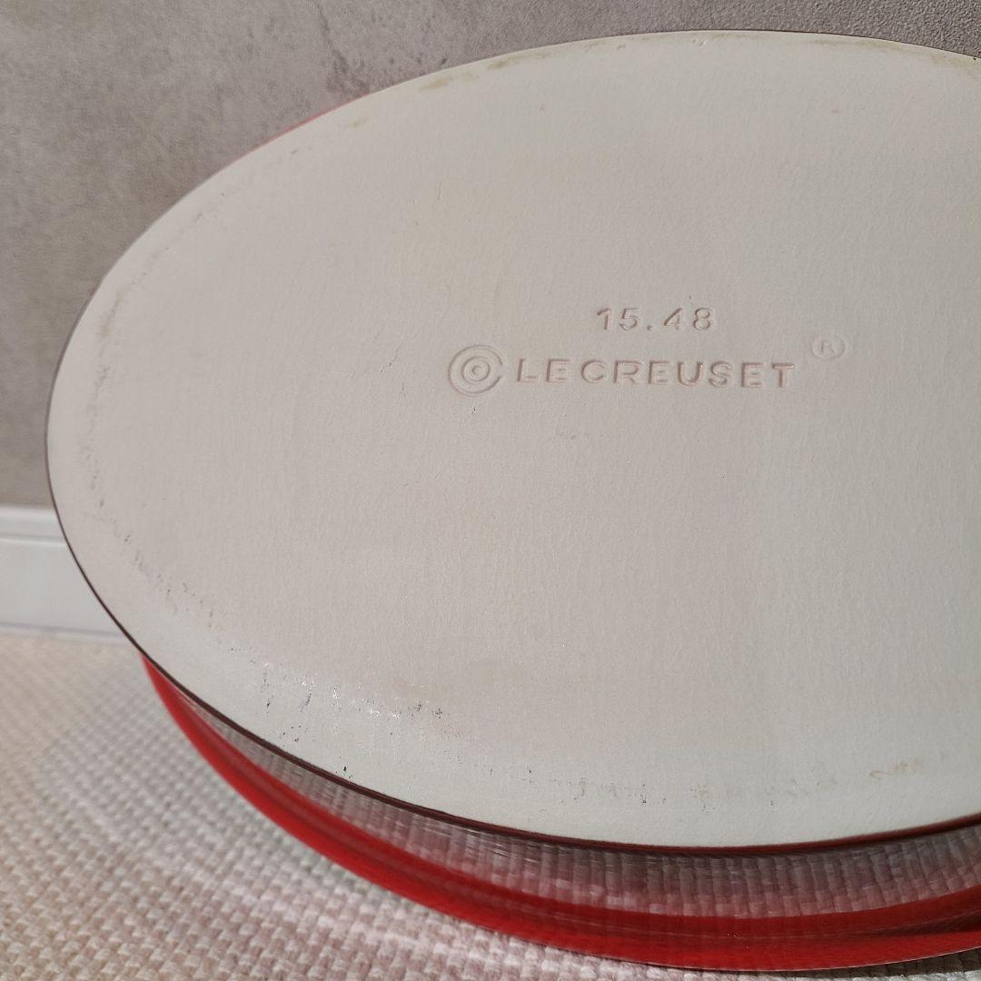 LE CREUSET　ルクルーゼ　ストーンウェア　オーバル　キャセロール　レッド