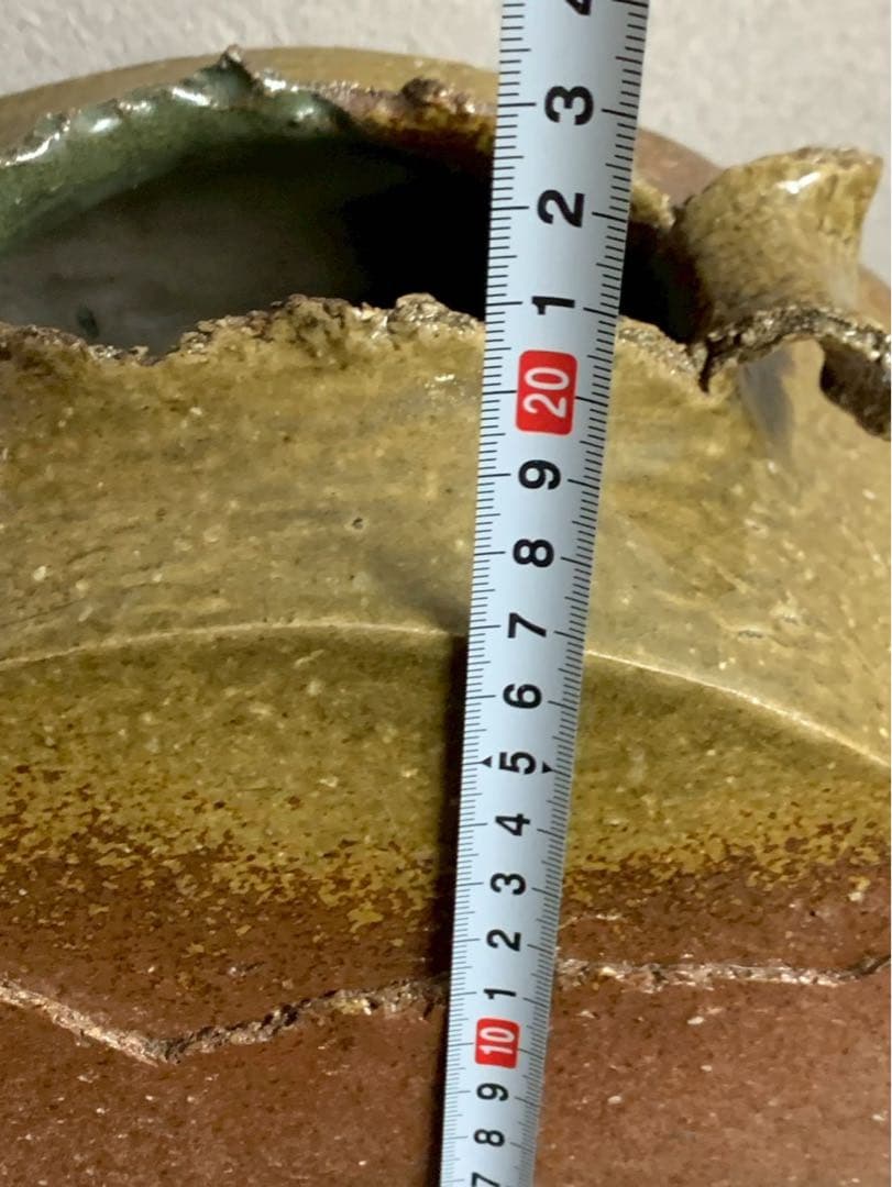 信楽焼 創作花器 富士山型 三角形陶器花器 木製台座付き