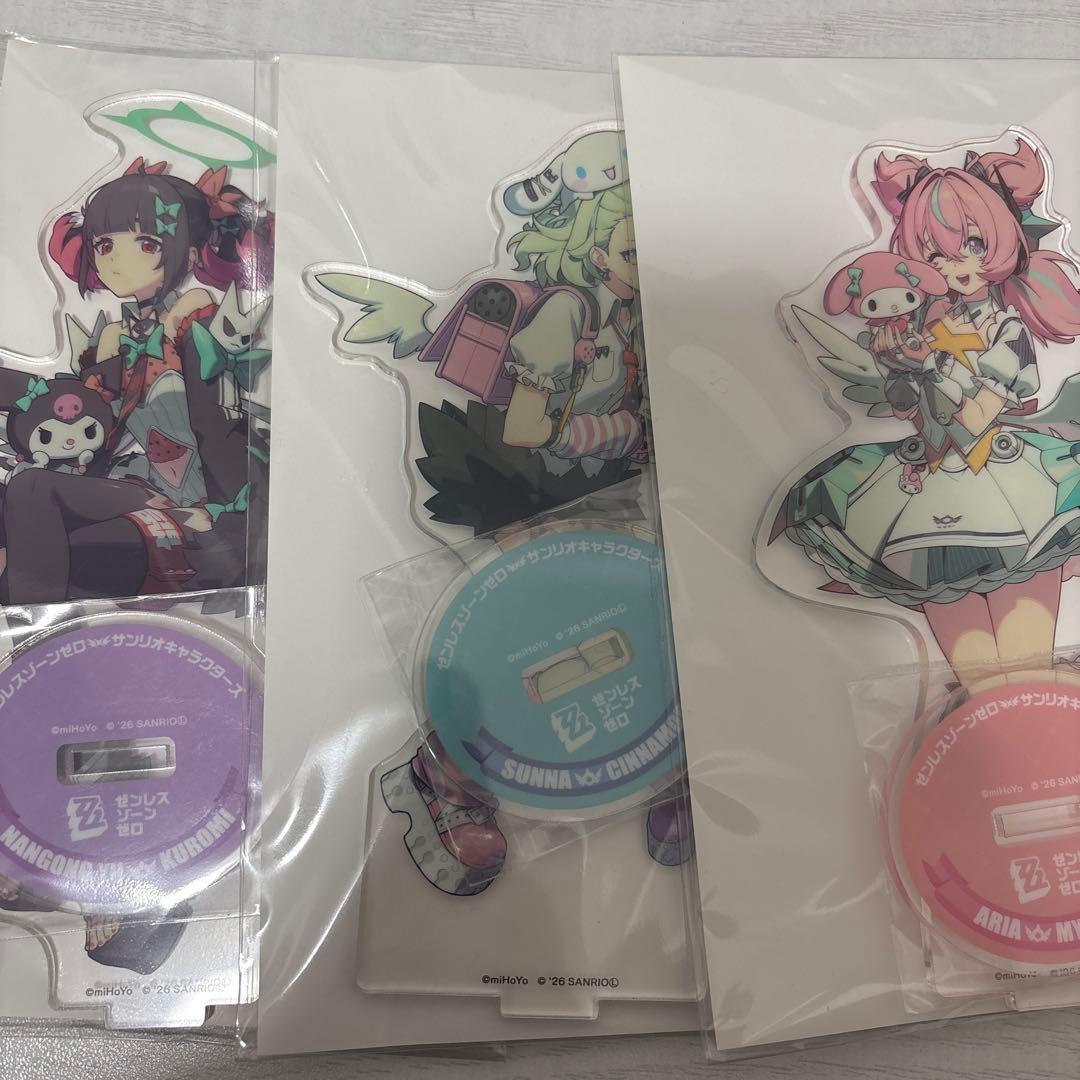 GIGO ゼンゼロ×サンリオ アクスタ