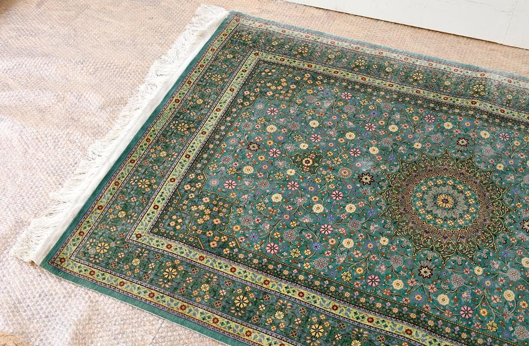 最高級 ペルシャ絨毯 クム産 アルサラーニ工房 シルク100% 148×96cm