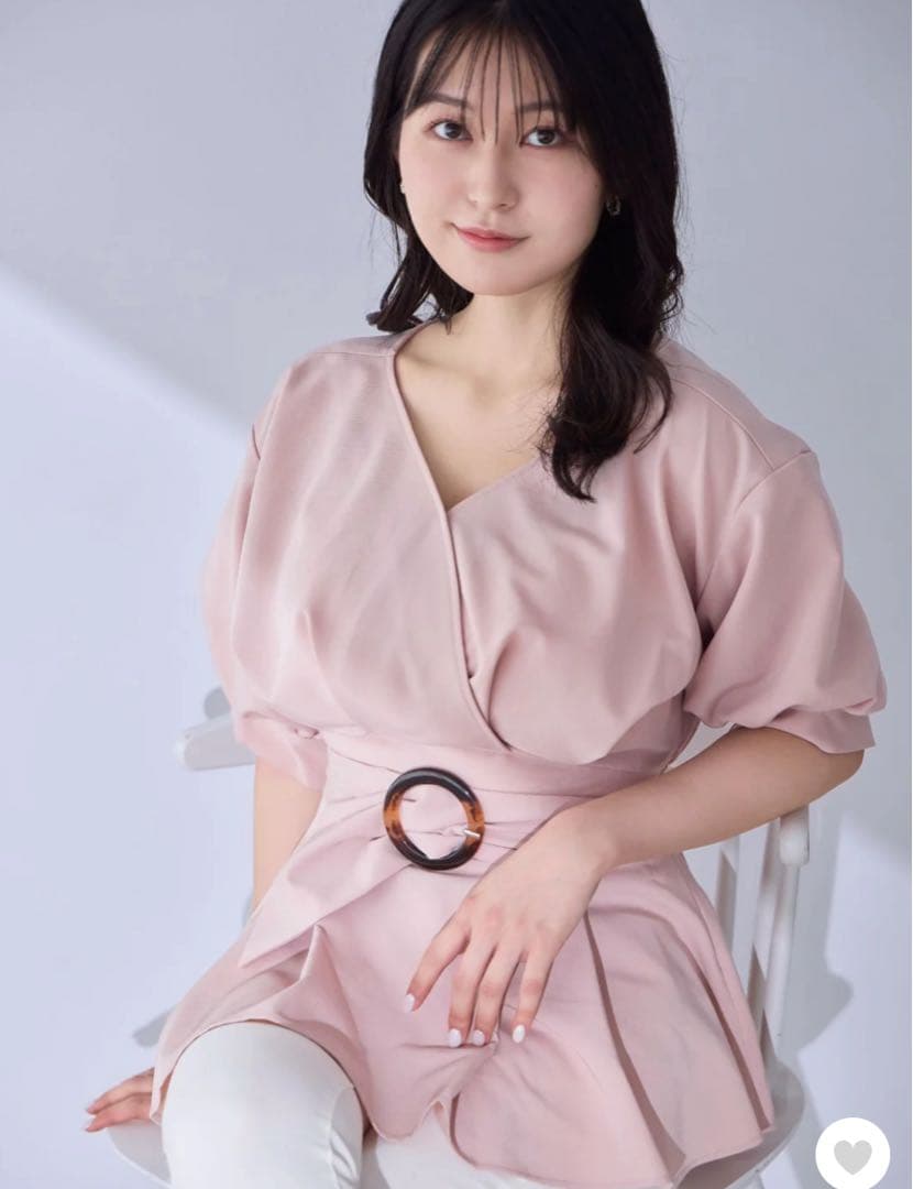 オーバーイー96 ウエストベルト付きカシュクールブラウス 25SS：ライトピンク