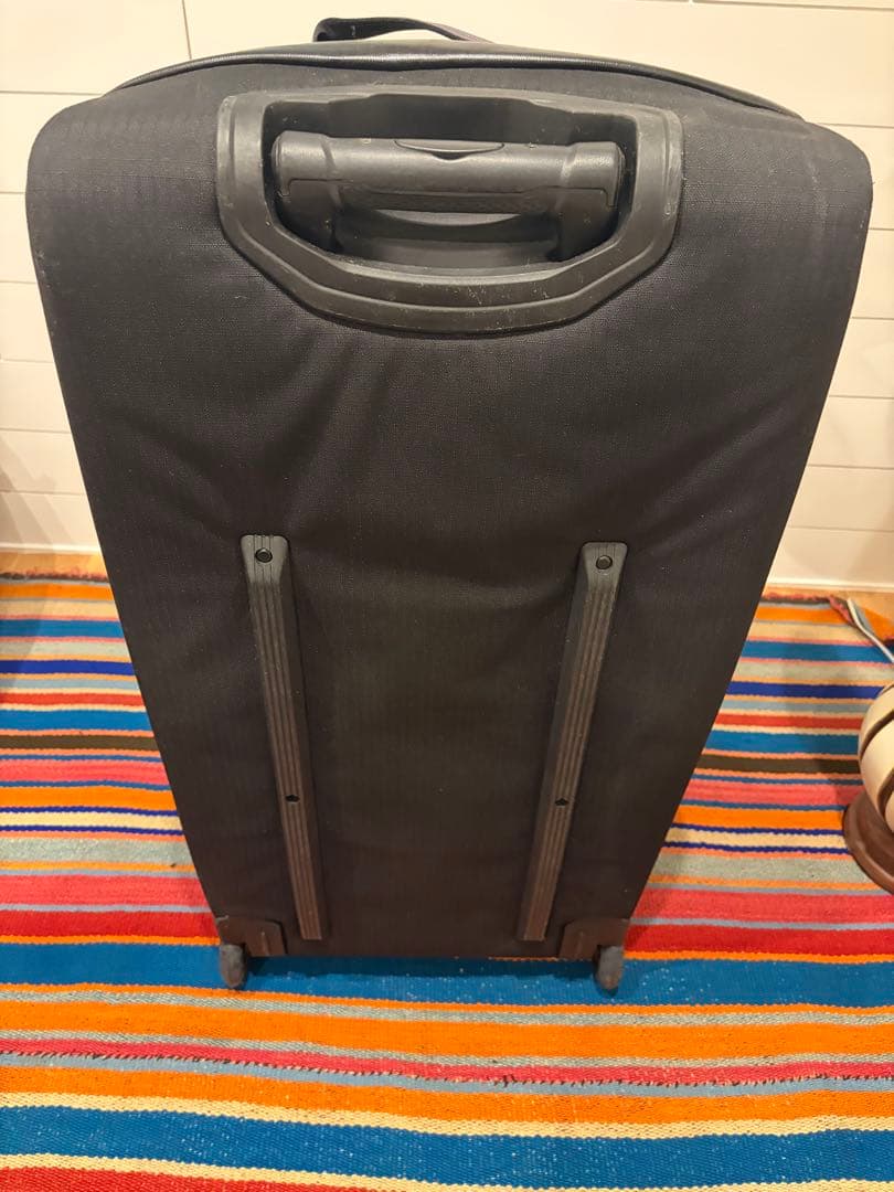 Patagoniaブラックホール·ウィールド·ダッフル １００ＬBLK