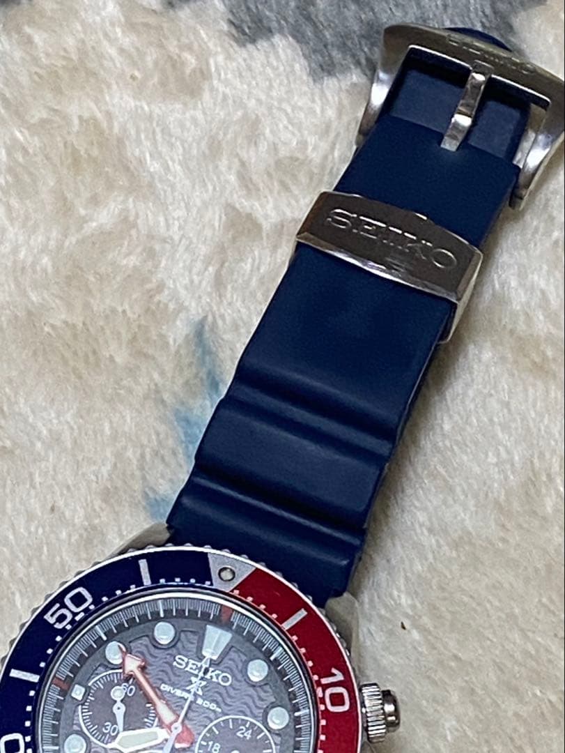 SEIKO PROSPEXソーラー腕時計/アナログV175-0EYO