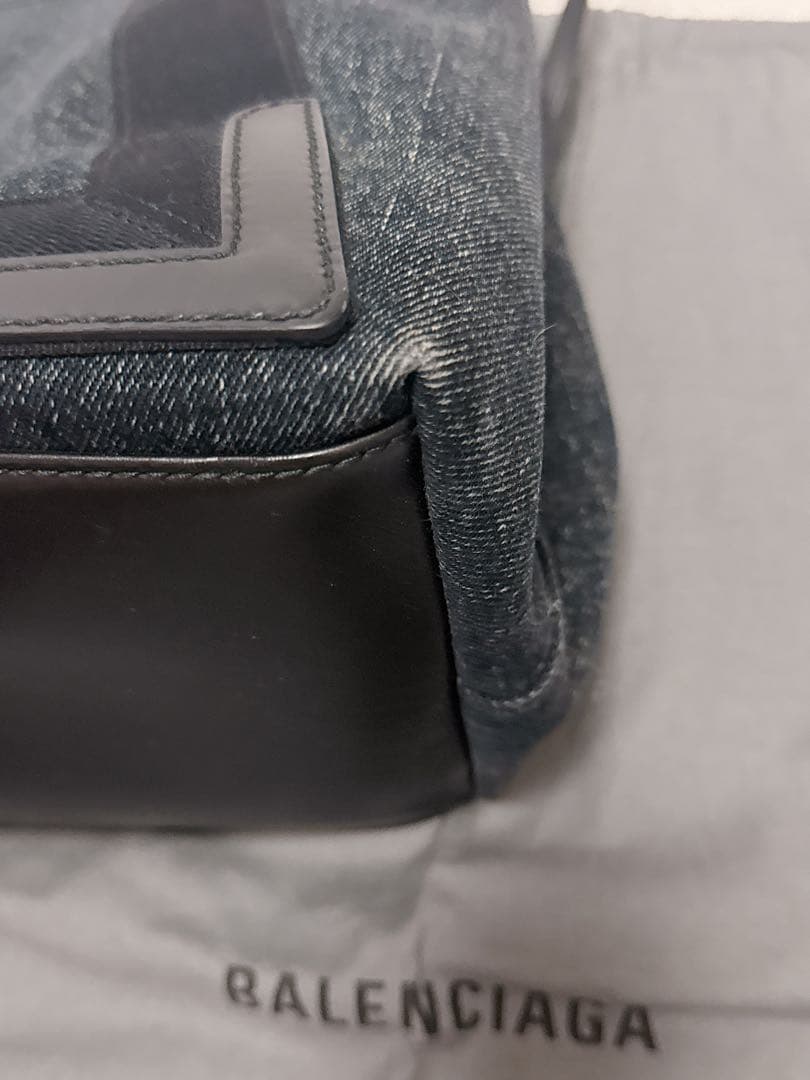 BALENCIAGA ブラック トートバッグ ポーチ付き　ユニセックス