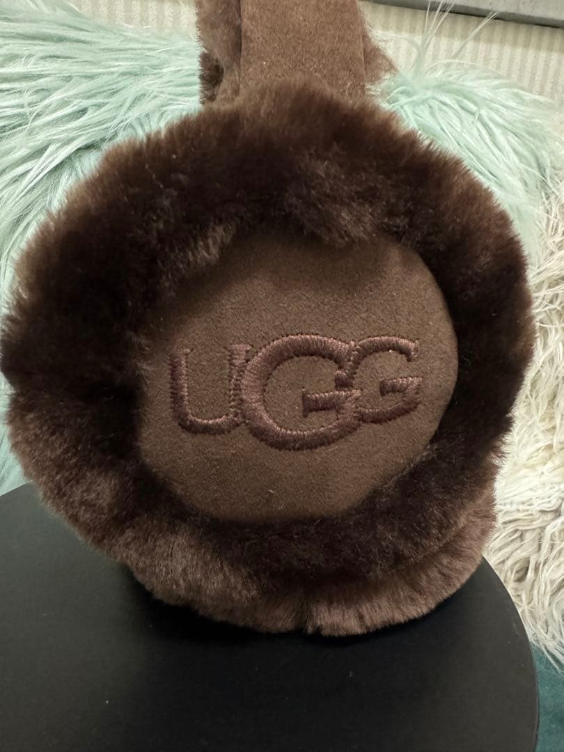 新品　UGGアグ　シープスキン イヤーマフ DK.BROWN