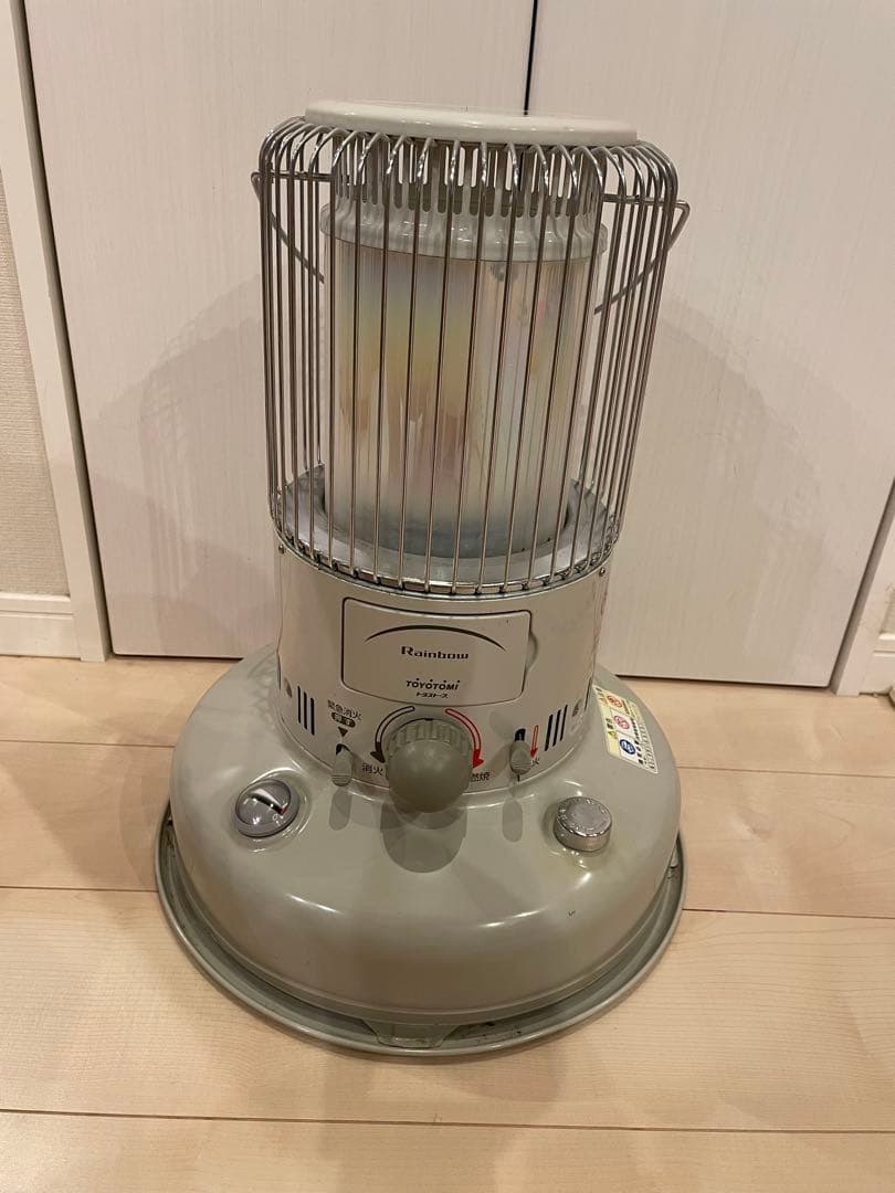 TOYOTOMIトヨトミ Rainbowレインボー 石油ストーブ