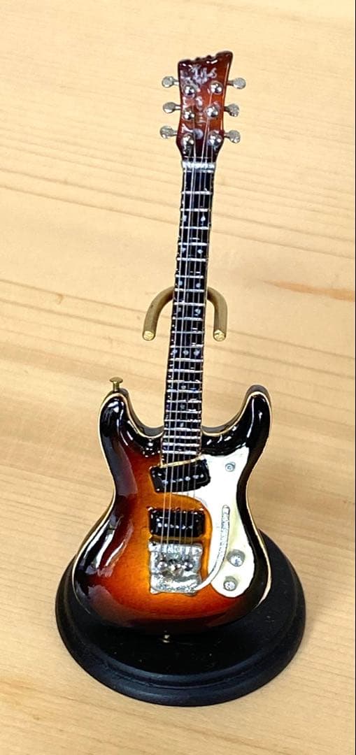 モズライト ベンチャーズ モデル　ミニチュアギター　吉田和則