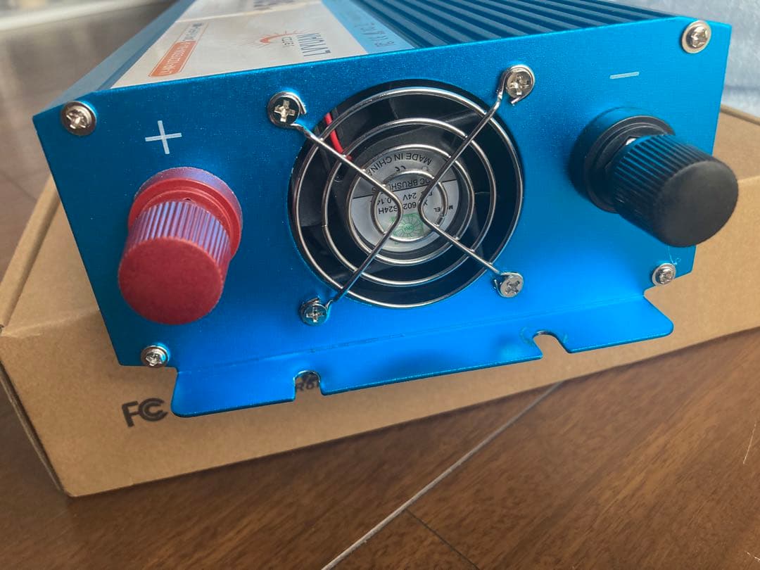 リョクエン 24V 1500W(最大瞬間3000W)インバーター