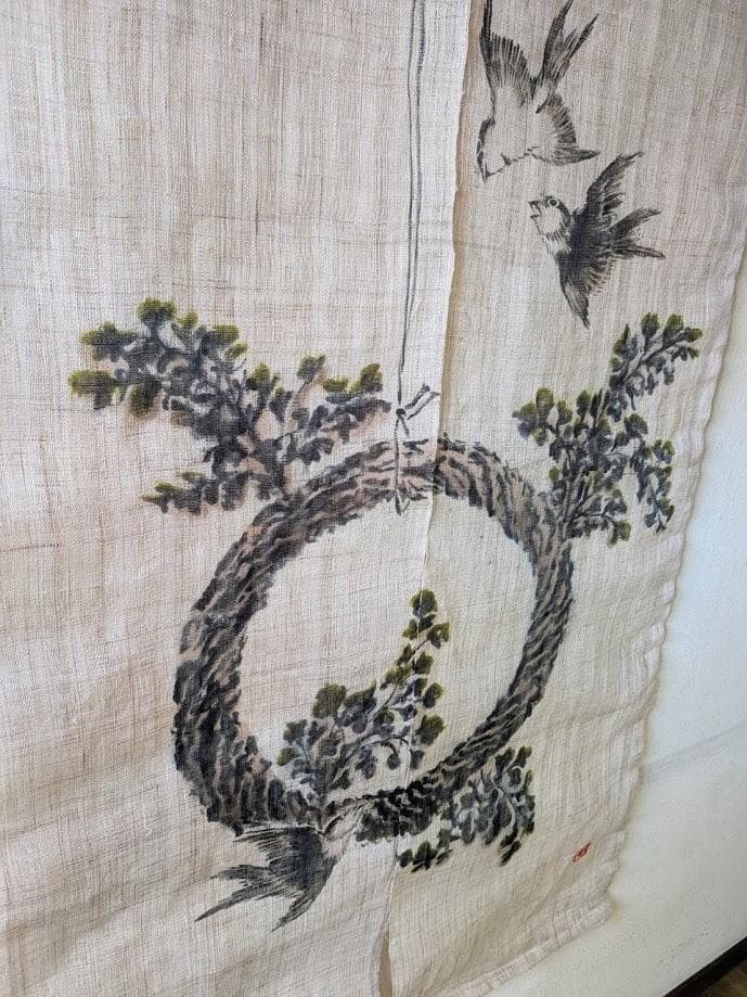 手描き麻暖簾【鳥と忍草】手染め のれん 巾81×144cm　一点物　アンティーク