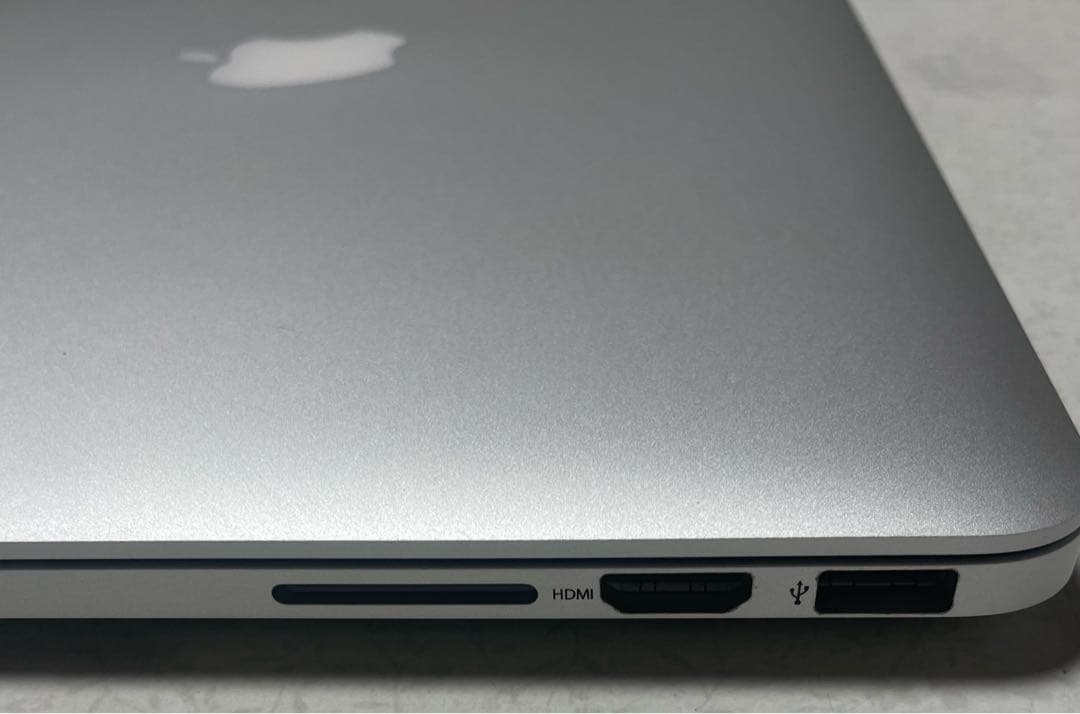 MacBook Pro 13インチ Retina 2015(バッテリー交換済み)
