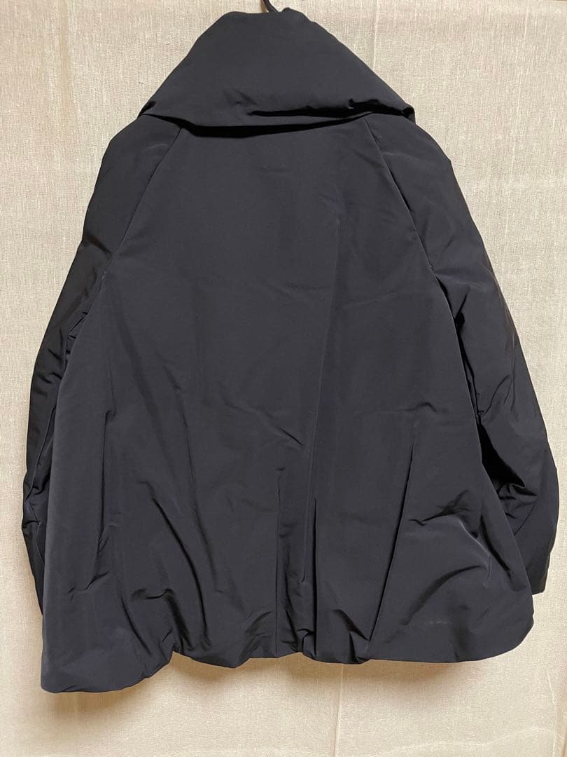 ユニクロ プラスJ ハイブリッドダウンジャケット 数回着用 美品 クリーニング済