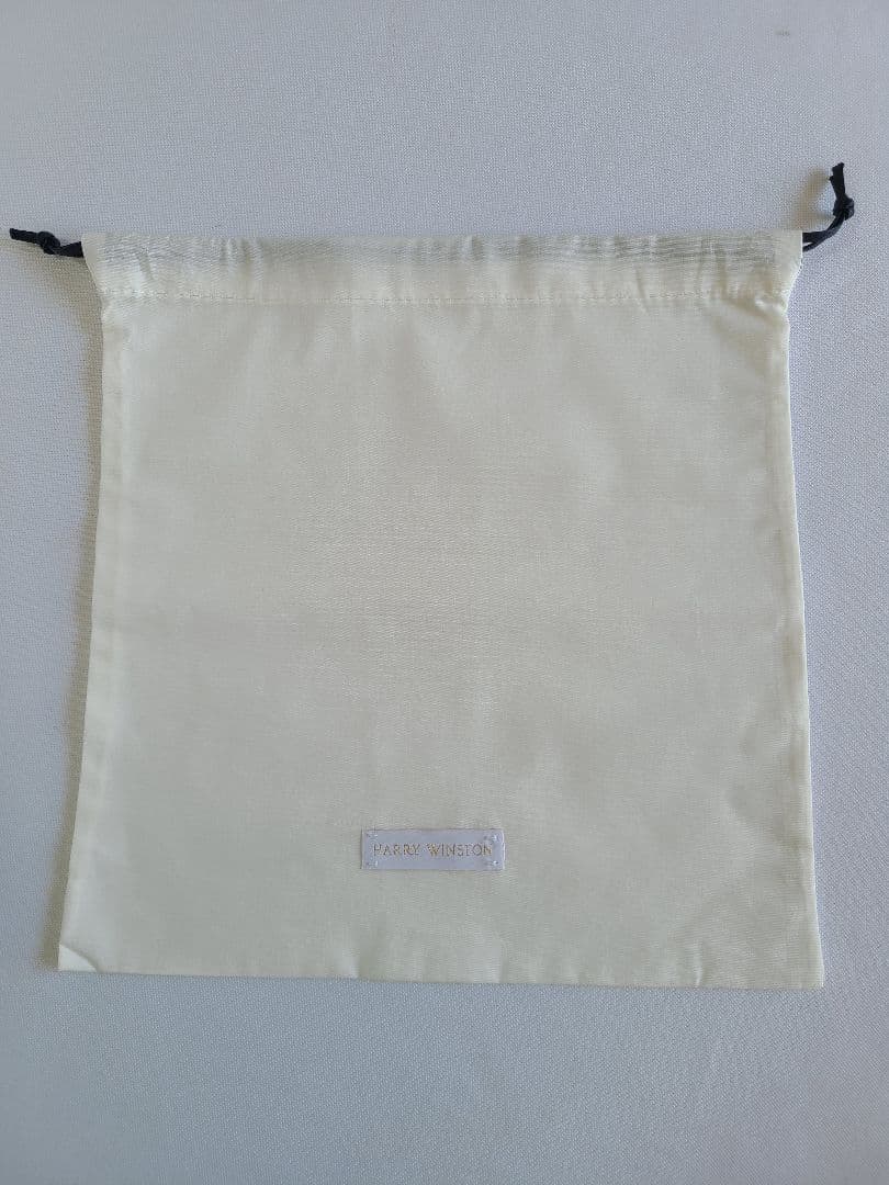 年末セール♪ HARRY WINSTON ハリーウィンストン シルクスカーフ