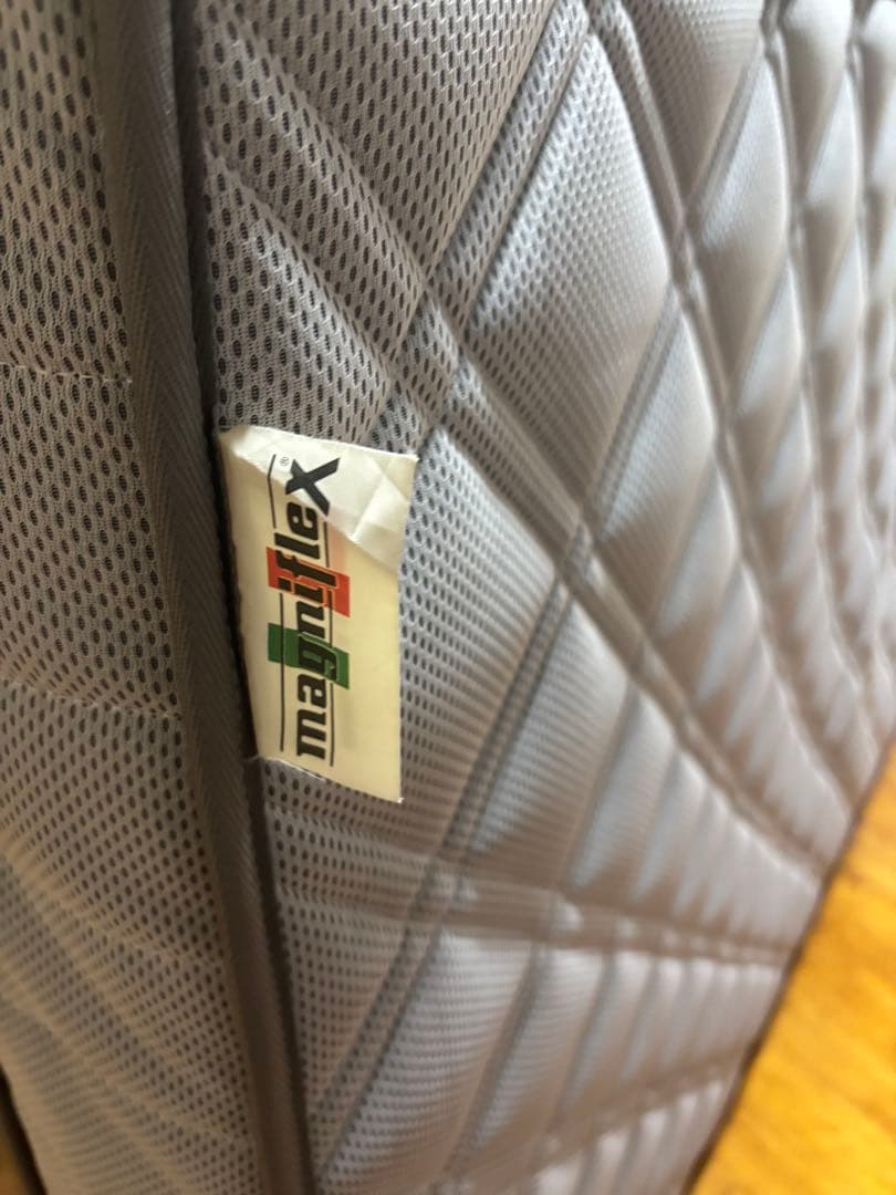 マニフレックス エア・メッシュ　ハットトリック