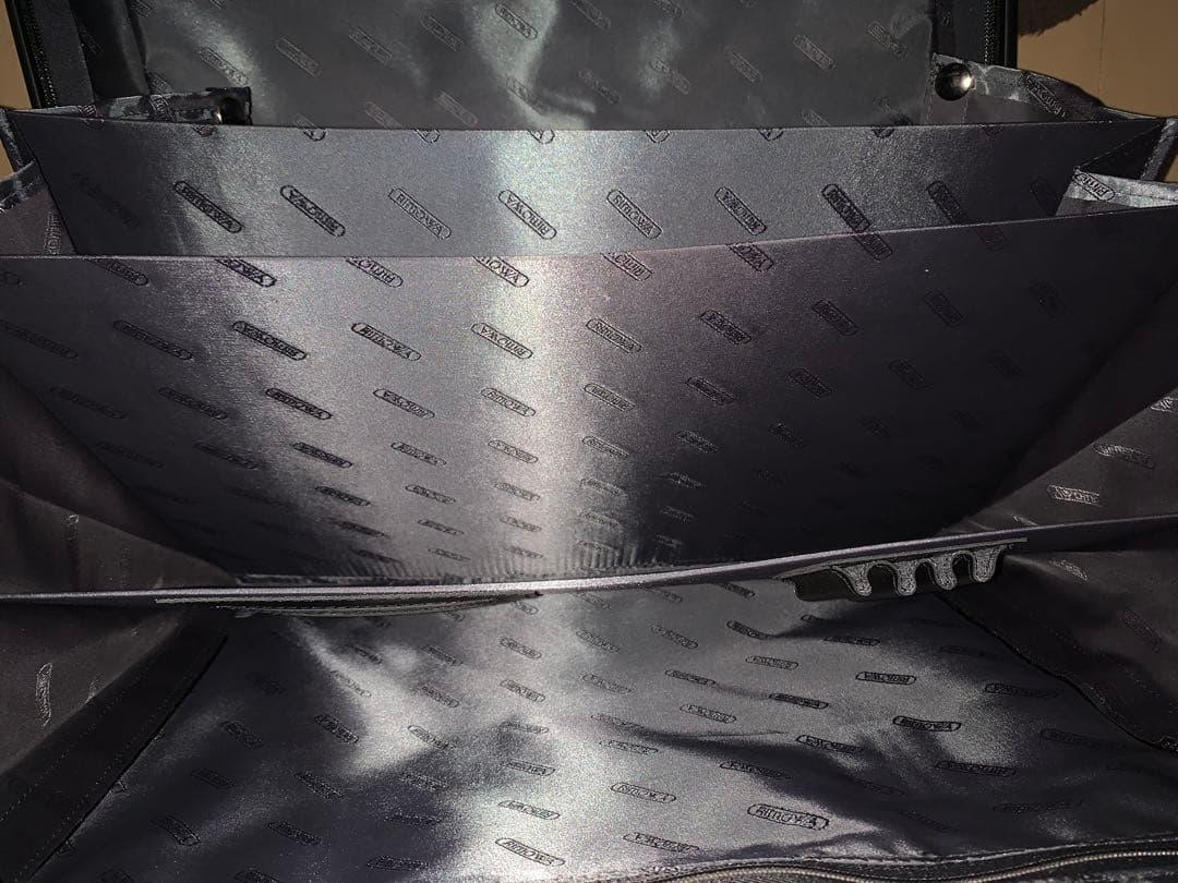 RIMOWA ボレロ　キャリーケース