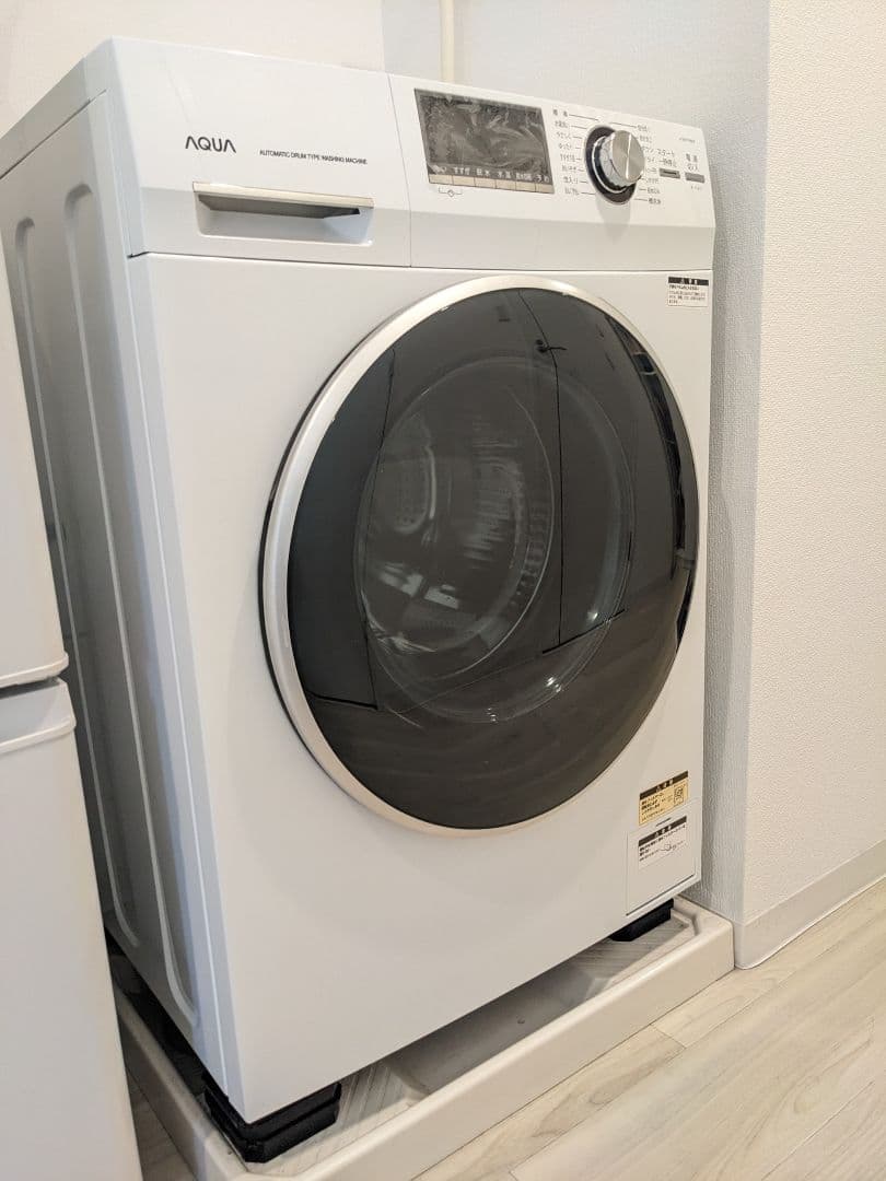 2022年製　アクア　ドラム式洗濯機　AQW-FV800E　8kg
