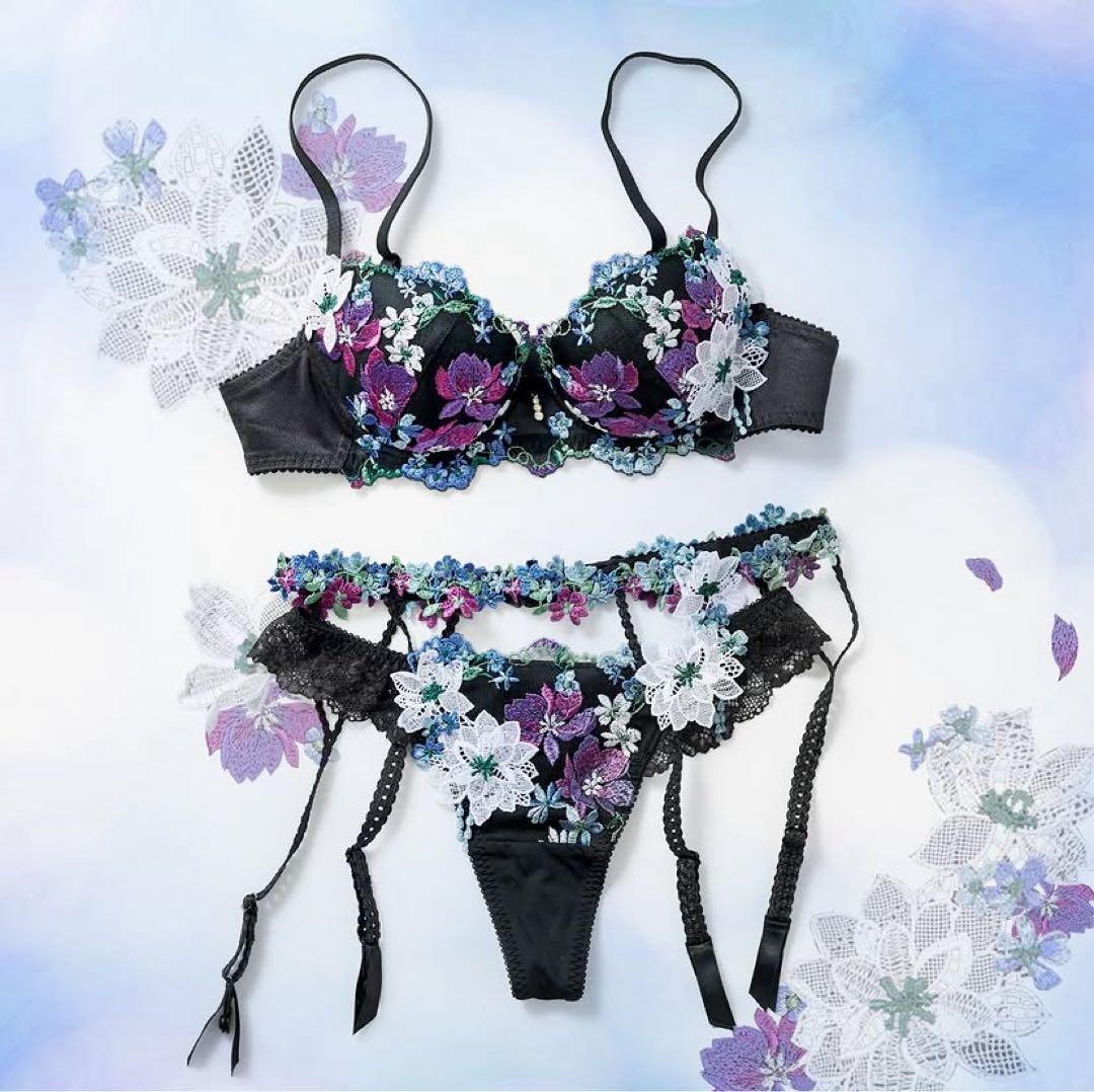 サルート 81G ちはやふる　ブラ C70 & ソングM & ガーター M BL