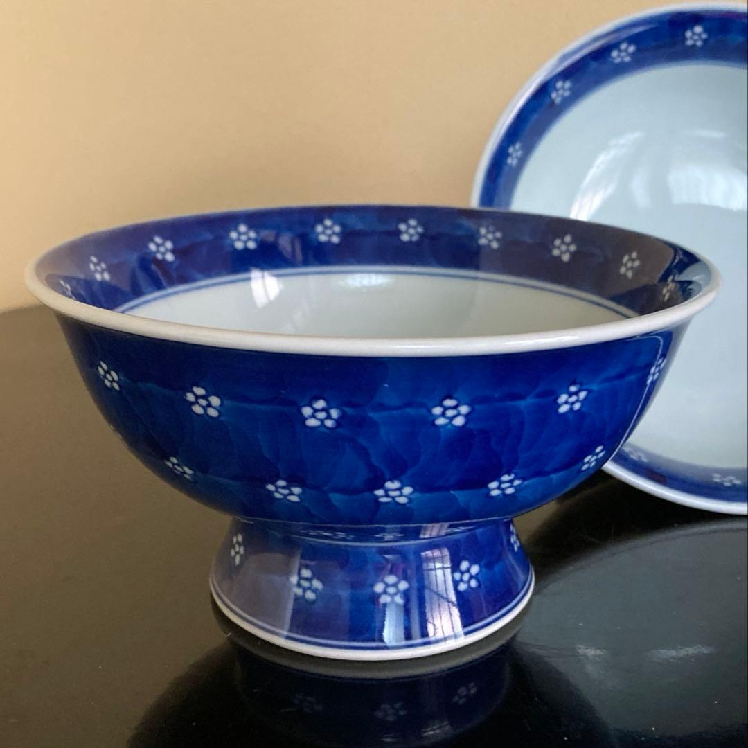 有田焼 源右衛門窯 染付梅地紋 高台 向付 盛鉢 飯碗 茶碗 2客