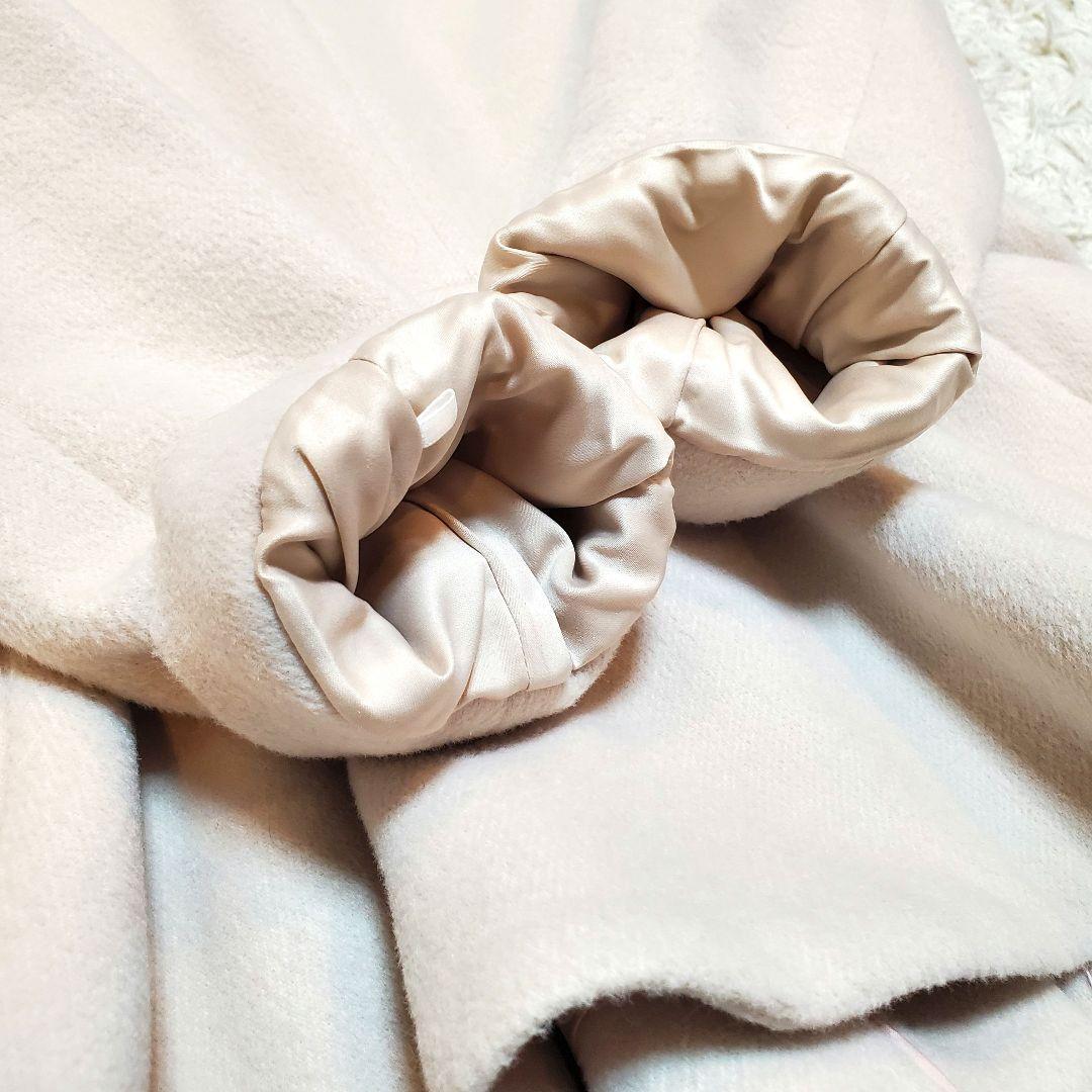 美品 近年モデル 完売JENNE ジェンヌ　ホワイト ペプラムコート Sサイズ