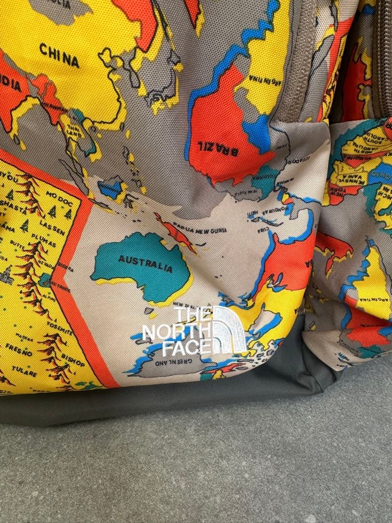 【美品】THE NORTH FACE 地図柄リュックSUNNY CAMPER