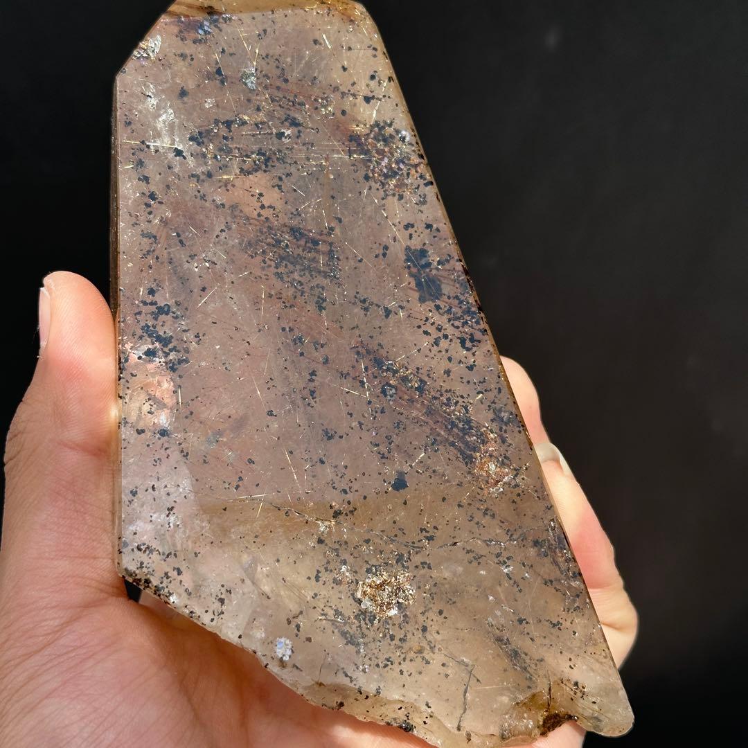 天然石ルチルクォーツのポイント　置物G.63