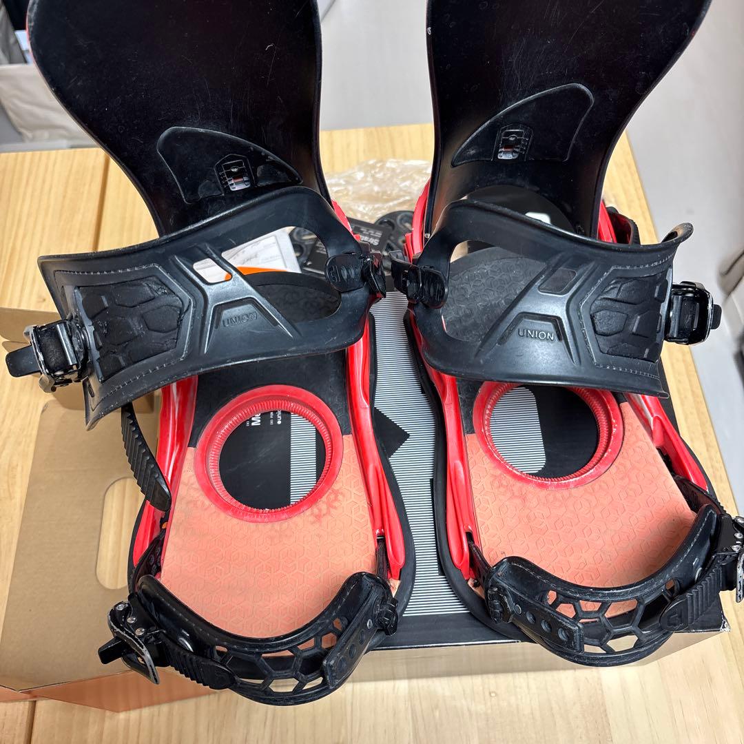 Union Strata ビンディング レッド　Mサイズ