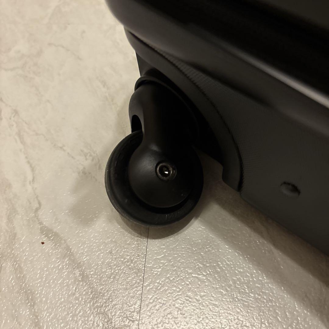 無印良品 バーを自由に調節できる ハード キャリケース 36L ブラック　黒