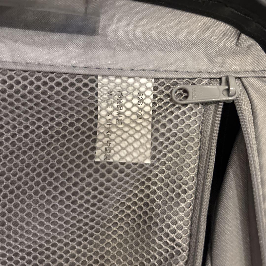 無印良品 バーを自由に調節できる ハード キャリケース 36L ブラック　黒