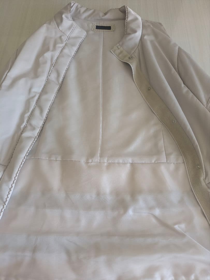 【美品】TO BE CHIC ラビット チャーム中綿 ファー切り替えベスト 46