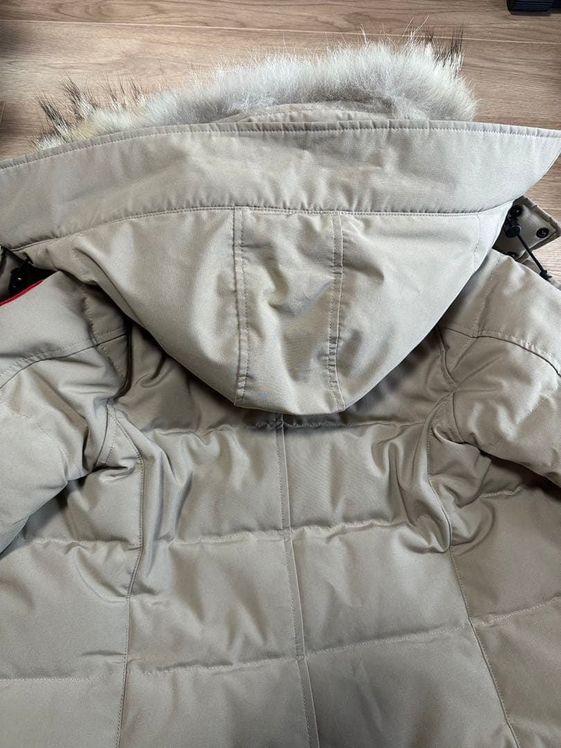   カナダグース M ベージュ ダウン